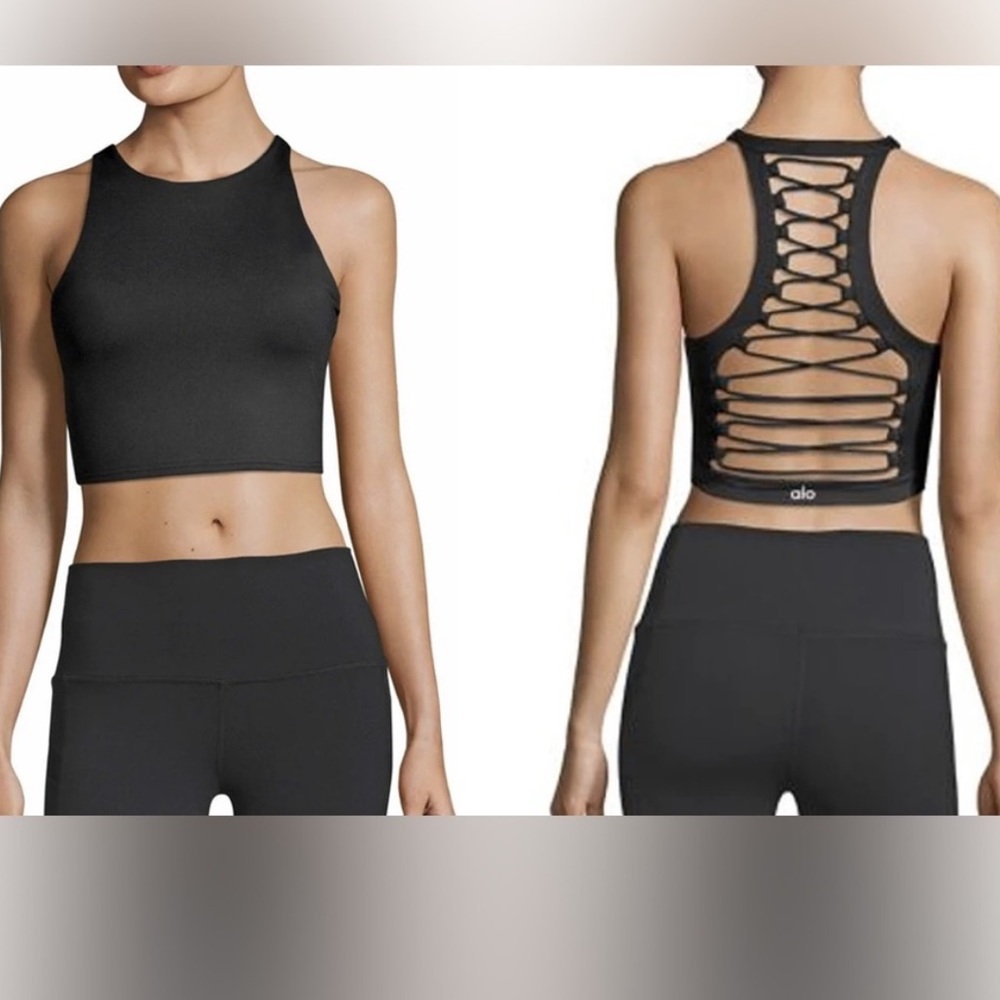ALO Yoga Movement Sports Bra in Midnight